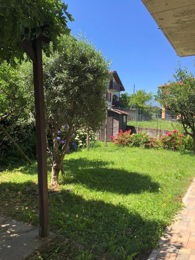 Apartamento The Children Smile- With Private Garden Colico Exterior foto