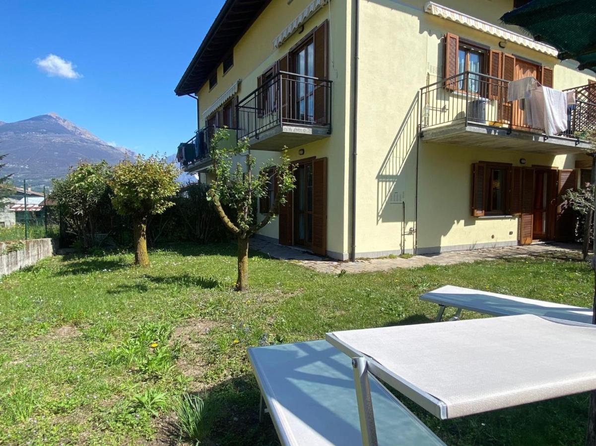Apartamento The Children Smile- With Private Garden Colico Exterior foto