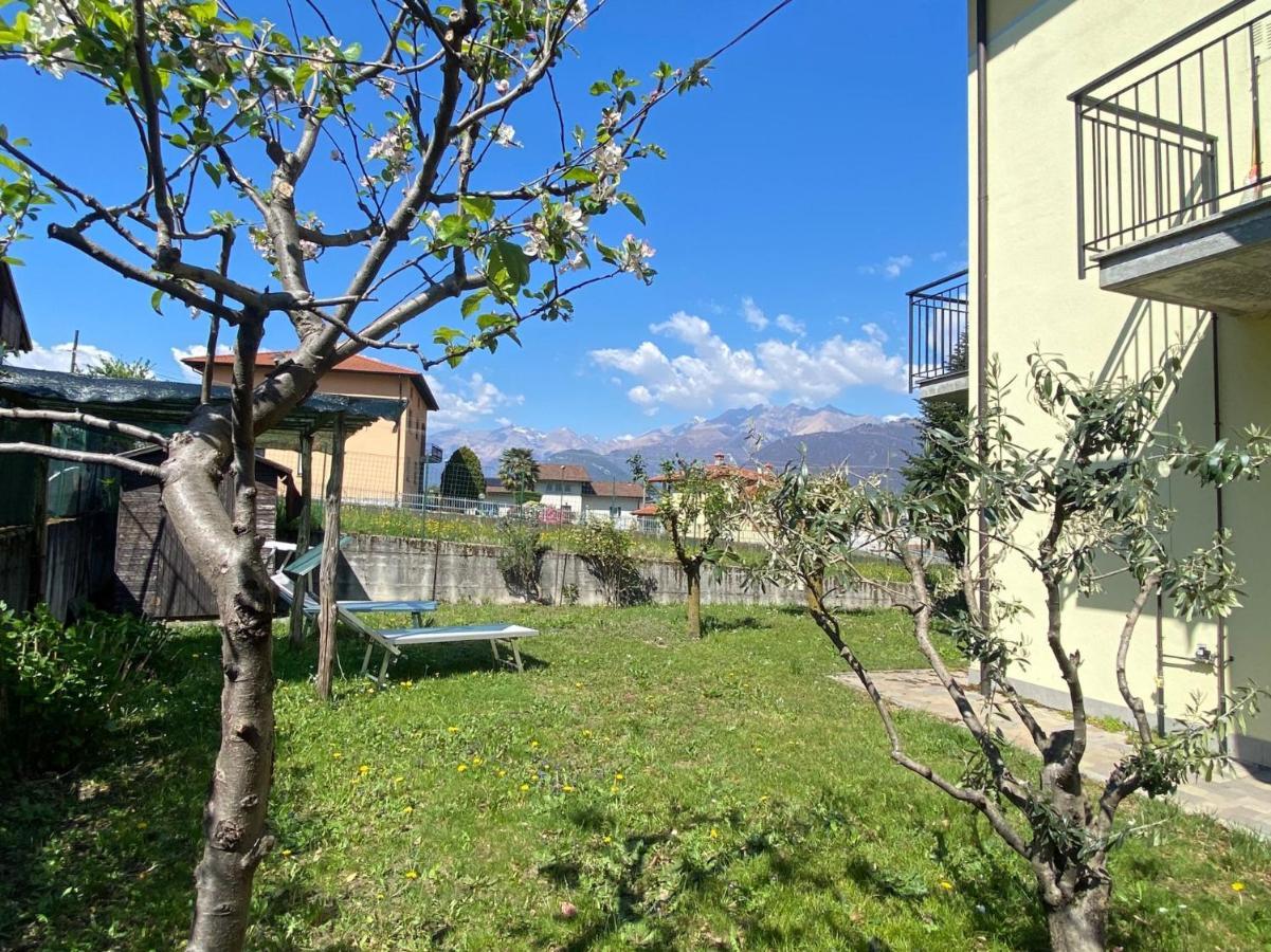 Apartamento The Children Smile- With Private Garden Colico Exterior foto